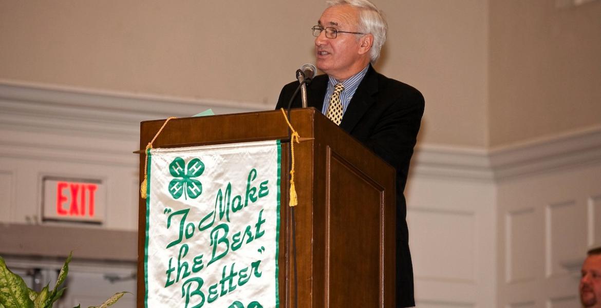 Joe Kurth speaking during the closing ceremonies of the 2010 4-H Teen Conference. Photo provided by Martin-Gatton CAFE.